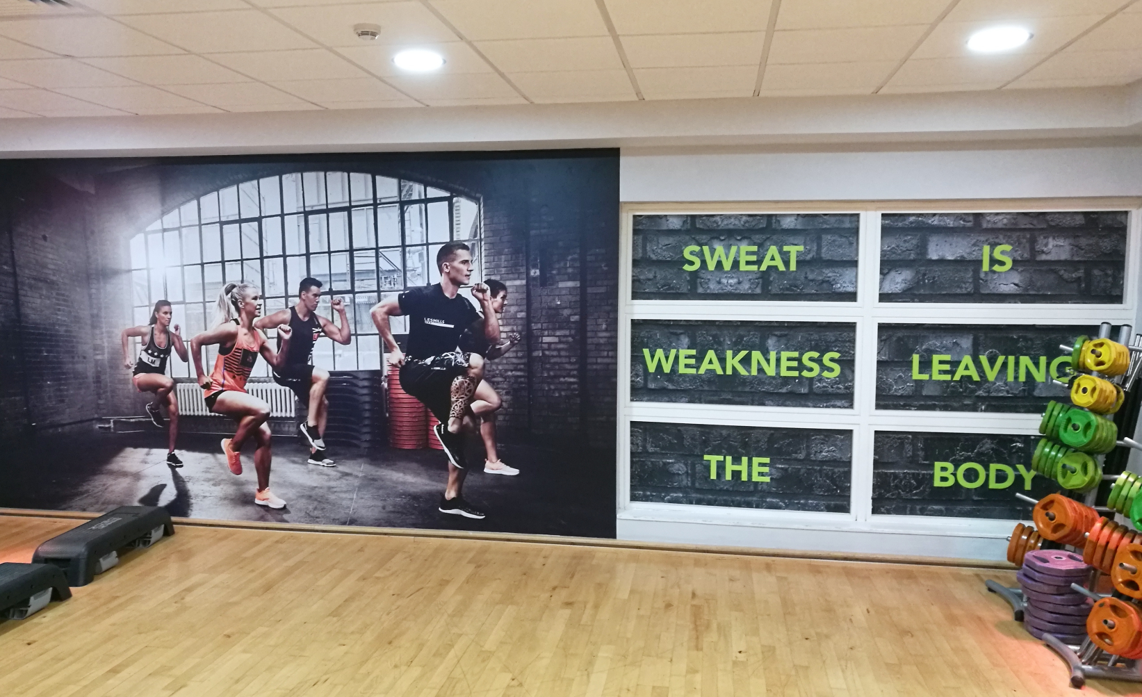 Floor & wall graphics for gyms and health clubs - Chromatics